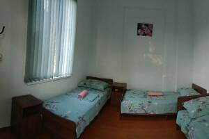 Изображение Изображение: Трехместный «Эконом» #1 #2