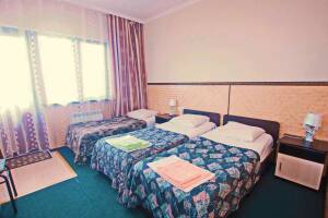 Изображение Изображение: Двухместный номер с видом на горы #1 #2