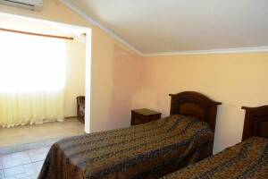 Изображение Изображение: Трехместный «Стандарт» с видом на море #1 #4