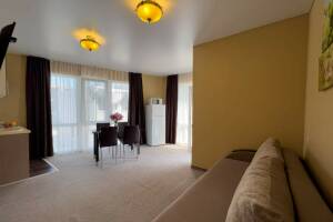 Изображение Изображение: Апартамент на втором этаже #1 #2