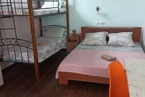 Изображение Изображение: Трехместная «Студия № 3» (2-й этаж) #1 #3