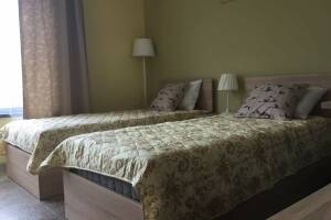 Изображение Изображение: Четырехместный номер на первом этаже без балкона #1 #4