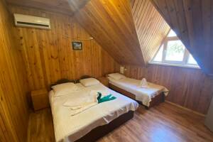 Изображение Изображение: Трехместный номер #1 #2