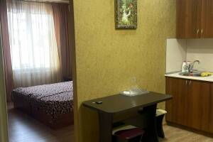 Изображение Изображение: Трехместная студия с кухней #1 #2