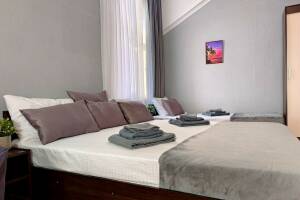 Изображение Изображение: Пятиместный номер «Полулюкс» с балконом #1 #7