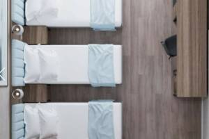 Изображение Изображение: Четырехместный номер с балконом #1 #3