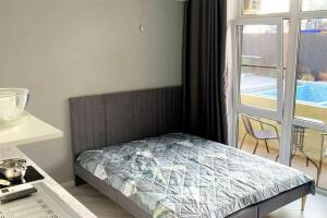 Изображение Изображение: 3-местный «Люкc» (с балконом, вид на бассейн) #1 #5