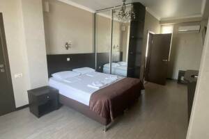 Изображение Изображение: Трехместный «Люкс» без балкона #1 #5