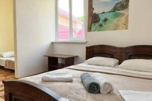 Изображение Изображение: 4-х местный двухкомнатный номер #1 #6