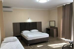 Изображение Изображение: 3-х местный «Комфорт» #1 #2