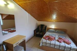 Изображение Изображение: Трехместный «Мансарда» (эконом) #1 #3