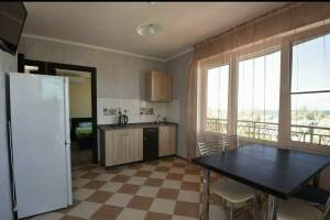 Изображение Изображение: Двухкомнатный номер с балконом на III этаже #1 #3