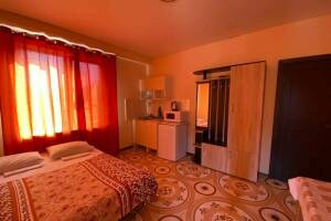 Изображение Изображение: Двухкомнатный номер «Семейный» с мини-кухней #1 #6