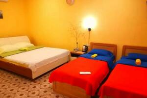 Изображение Изображение: Трехместный номер «Люкс» #1 #2