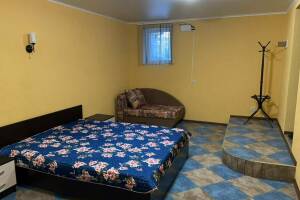 Изображение Изображение: Двухкомнатная квартира-студия в цокольном этаже #1 #4