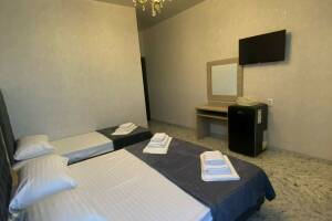 Изображение Изображение: Трёхместный номер «Стандарт» #1 #2