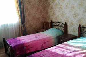 Изображение Изображение: 4-х местный номер «Комфорт» #1 #2