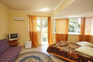 Изображение Изображение: 2-х местный номер с двумя доп. местами (№ 1) #1 #15