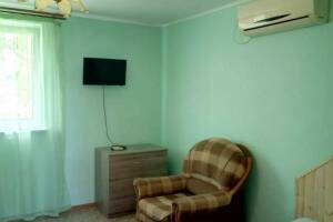 Изображение Изображение: Четырёхместный номер «Стандарт"№ 2- 1 этаж #1 #2