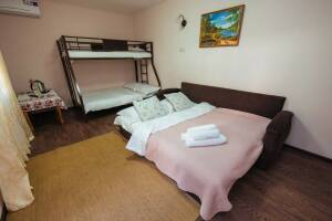 Изображение Изображение: Пятиместный номер 2 #1 #2