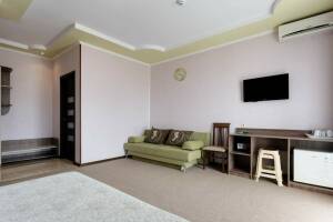 Изображение Изображение: 3-х местные номера № 6,№ 8, первый корпус #1 #2