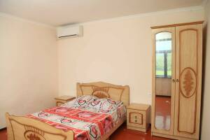 Изображение Изображение: Семейный номер эконом класса с видом на горы #1 #4