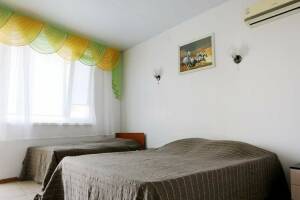 Изображение Изображение: Трехместный «Стандарт» с видом на сад (№ 1,2,3) #1 #1