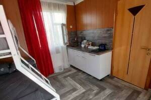 Изображение Изображение: 5-х местный номер с кухней (№ 2) #1 #2