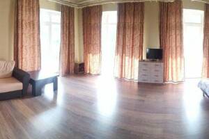 Изображение Изображение: Улучшенный пятиместный с балконом #1 #6