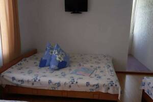 Изображение Изображение: 3-х местный номер с удобствами #1 #3