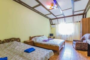 Изображение Изображение: 4-х местный номер #1 #3