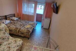 Изображение Изображение: 2-х местный номер с балконом #1 #7