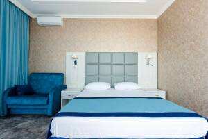 Изображение Изображение: 2-х местный «Полулюкс» с видом на море #1 #5