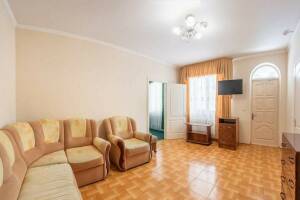 Изображение Изображение: Трехкомнатные 7-ми местные «Апартаменты» #1 #4