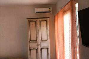 Изображение Изображение: Четырёхместный номер «Комфорт» на втором этаже #1 #7