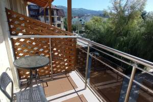 Изображение Изображение: 4-местный номер с балконом #1 #4