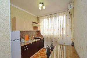 Изображение Изображение: 2-комнатный 4−5-местный с отдельной кухней и балк #1 #6