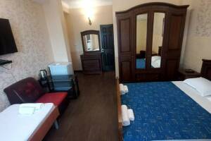 Изображение Изображение: 3-х местный номер с доп. местом #1 #2