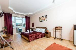 Изображение Изображение: Семейный «Полулюкс» с балконом #1 #1