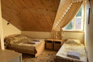 Изображение Изображение: Трехместный «Мансардный» #1 #4