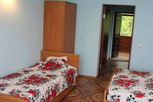 Изображение Изображение: Номер «Стандарт» 3-х местный #1 #2