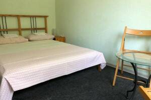 Изображение Изображение: Номер «Стандарт» с одной двуспальной кроватью #1 #2