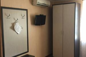 Изображение Изображение: Четырехместный номер с удобствами #1 #2