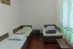 Изображение Изображение: Трехместный «Эконом» с балконом #1 #2