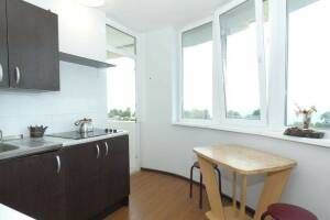 Изображение Изображение: Семейный с кухней и балконом #1 #2