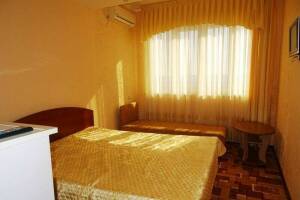 Изображение Изображение: Двухместный номер без балкона с видом на море #1 #2