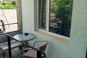 Изображение Изображение: 2-х местный номер с балконом #1 #4