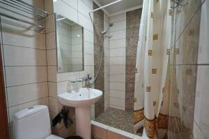 Изображение Изображение: Четырехместный номер без балкона #1 #2