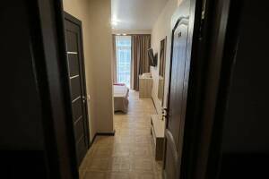 Изображение Изображение: Трехместный номер с балконом #1 #5