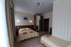 Изображение Изображение: Трехместный «Стандарт» с балконом #1 #1